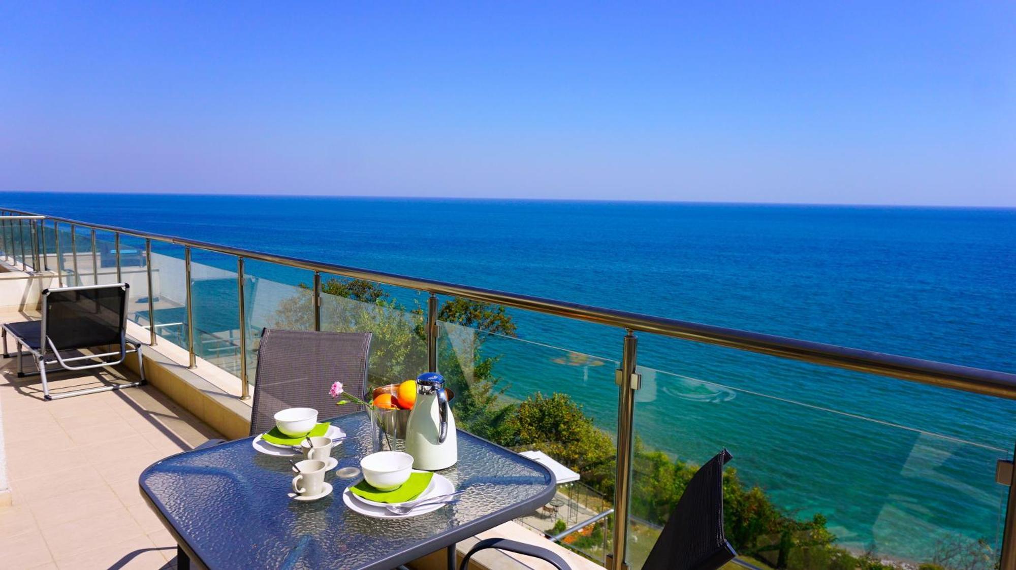 Апартаменти Бяла Клиф На Плажа - Apartments Byala Cliff First Line מראה חיצוני תמונה